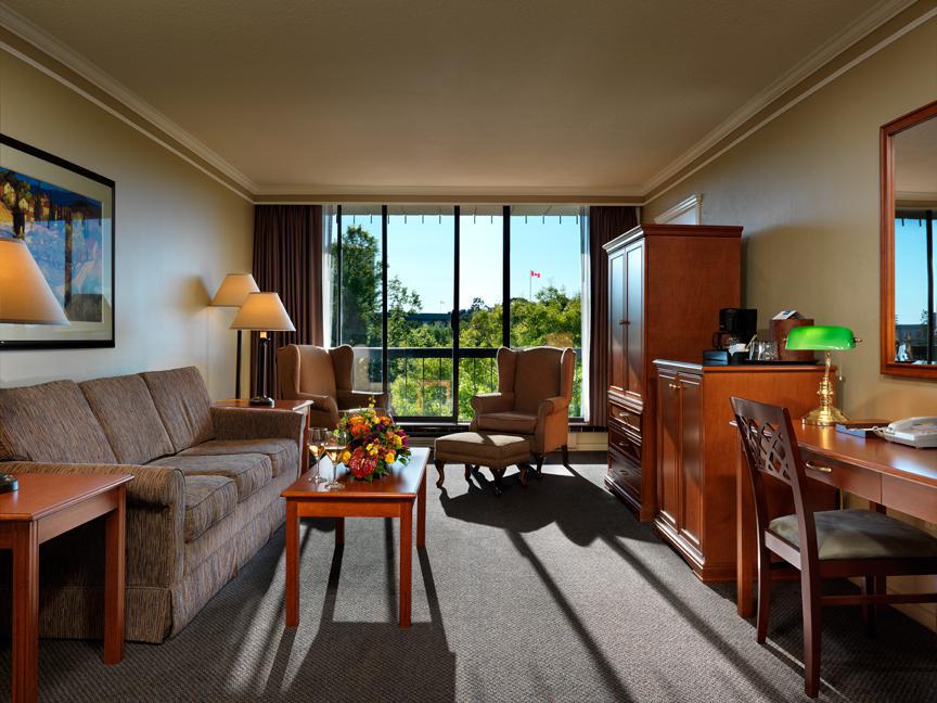 Queen Victoria Hotel & Suites Room photo